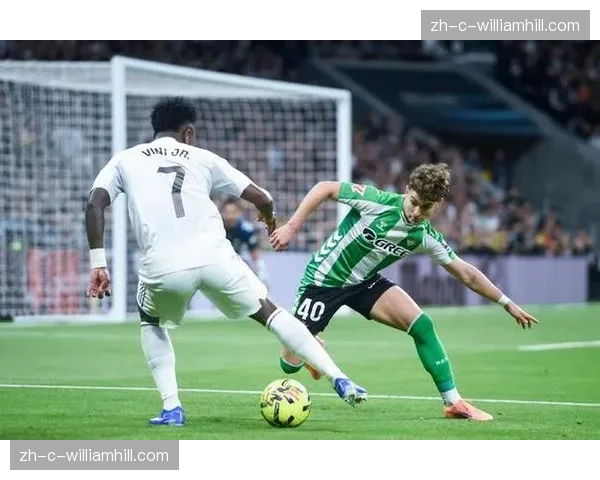 皇马五球大胜皇家贝蒂斯 小将贡萨洛上演帽子戏法